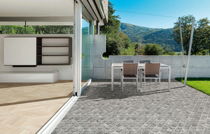 Scale Slate Grey